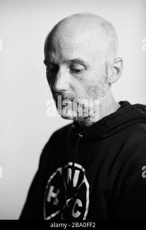 Musikkünstler, Produzent und Tierrechtler Moby in seinem Restaurant Little Pine in Los Angeles, Kalifornien. Stockfoto