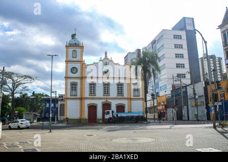 Guarulhos, Sao Paulo, Brasilien. März 2020. (INT) COVID-19-Bewegung in Guarulhos. März 2020, Guarulhos, Sao Paulo, Brasilien:.Bewegung der Menschen auf den Straßen Guarulhos, Sao Paulo inmitten der Pandemie von Coronavirus.Credit:Fepesil/Thenews2 Credit: Fepesil/TheNEWS2/ZUMA Wire/Alamy Live News Stockfoto