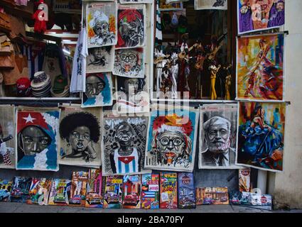 Bunte Kunstwerke zum Verkauf in Havanna Vieja, Havanna, Kuba Stockfoto