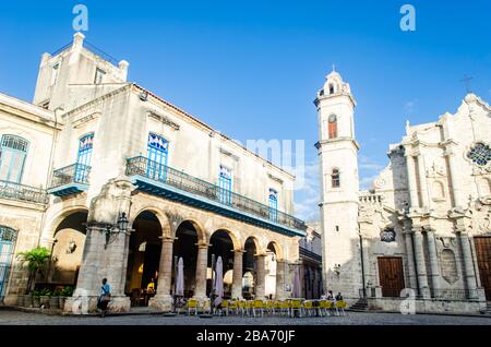 Der Platz der Kathedrale in der Altstadt von Havanna Stockfoto