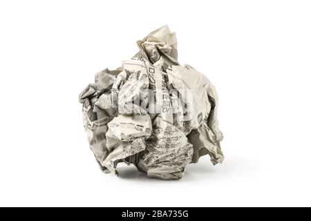 Zerknitterte Zeitung isoliert auf Weiß Stockfoto