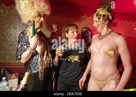 Claudia Obert Promi Big Brother, Unternehmerin, Eve Champagne, Burlesque, Hamburg, Olivia Jones Show Bar, 08.09.2017 Stockfoto