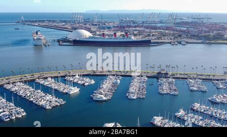 Allgemeine Luftaufnahme der Queen Mary am Long Beach Cruise Terminal, Montag, 23. März 2020, in Long Beach, Kalifornien (Foto von IOS/Espa-Images) Stockfoto