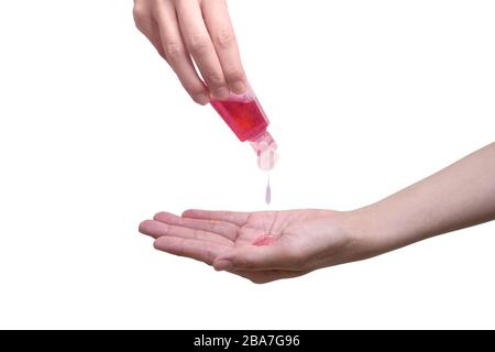 Hand der Frau, die Alkohol aufbringen rotes Gel, um Reinigung und klare Keime, Bakterien, Gesundheitskonzept zu machen. Stockfoto