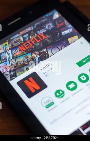 Ryazan, Russland - 21. März 2018 - Netflix Mobile App auf dem Display des Tablet-PCs Stockfoto