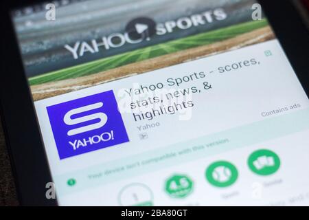 Ryazan, Russland - 19. April 2018 - Yahoo Sports Mobile App auf dem Display des Tablet-PCs Stockfoto