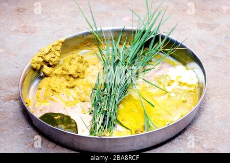 Tel Baan Ritual, haldi Zeremonie im indischen Wedding Stockfoto