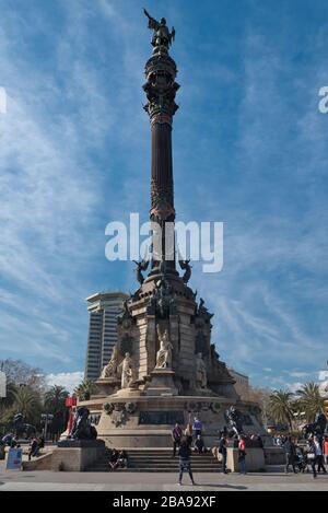 Das Kolumbusdenkmal (Monument a Colom, Monumento a Colón oder Mirador de Colón) ist ein 60 m hohes Denkmal für Christoph Kolumbus Stockfoto