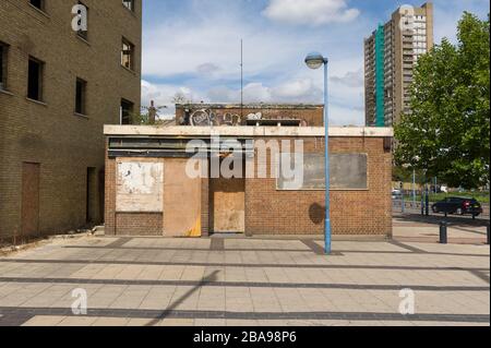 Derlict Pub, East India Dock Road, Poplar Tower Hamlets, London. Der London Borough of Tower Hamlets ist ein Stadtbezirk in London im Osten Londons; es ist Co Stockfoto