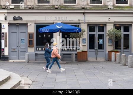 Glasgow, Schottland, Großbritannien. März 2020. Coronavirus Lockdown Glasgow, Schottland: Die Straßen im Stadtzentrum von Glasgow sind während des Coronavirus Sperrens fast verlassen. Gutschrift: Kay Roxby/Alamy Live News Stockfoto