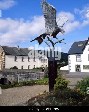 Skulptur von Red Kite 'Spirit in the Sky' von Sandy O'Connor, Llanwrtyd Wells, Powys, Mid Wales. Stockfoto