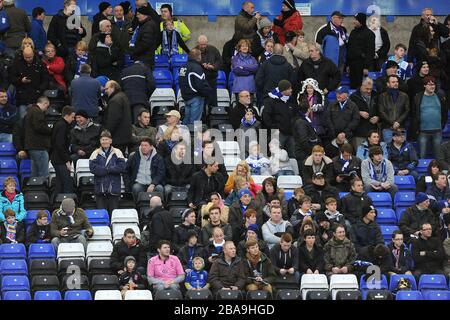 Birmingham City-Fans auf der Tribüne Stockfoto