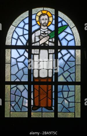 St. Mark Krizin, Glasfenster an der Markuskirche in Jakusevec, Zagreb, Kroatien Stockfoto