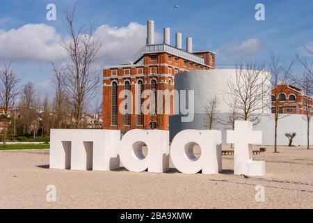 Lissabon, Portugal - 2. März 2020: Elektrizitätsmuseum im Tejo Kraftwerk. Stockfoto