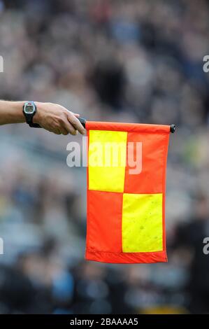 Die Fahne eines Linienmannes Stockfoto