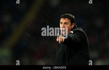 Cardiffs Manager Malky Mackay ruft während des Spiels Anweisungen heraus Stockfoto