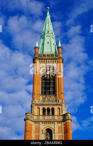 Die Kirche "Klosterkirche" am Martin-Luther-Platz, erbaut im Jahr 1881. Sie wird wegen ihrer zentralen Lage auch 'Stadtkirche' (Stadtkirche) genannt. Stockfoto