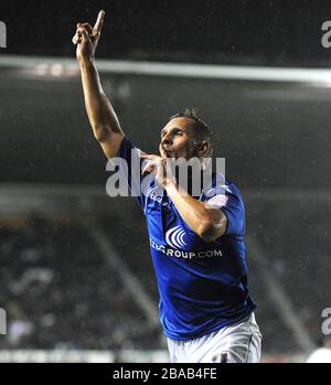 Peter Lovenkrands von Birmingham City feiert sein Tor gegen Derby County. Stockfoto