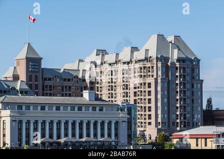 Grand Pacific Hotel mit Blick auf den inneren Hafen in Victoria, British Columbia, Kanada. Stockfoto