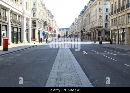 Desertierte Regent Street im Coronavirus Lockdown, im März 2020, im Zentrum von London, Großbritannien Stockfoto