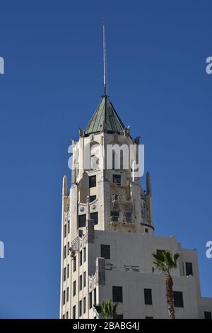 HOLLYWOOD, CA/USA - 27. JANUAR 2020: Das Hollywood First National Bank Building ist ein historisches Wahrzeichen Hollywoods Stockfoto