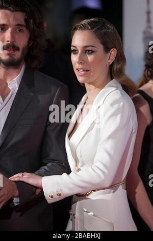 Schauspielerin Blanca Suarez und Schauspieler Yon Gonzalez darstellen, während "Perdiendo El Norte" Film Premiere photocall in Madrid, Spanien. März 05, 2015. (ALTERPHOTOS/V Stockfoto