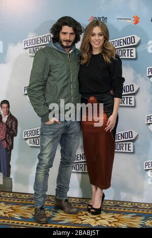 Schauspieler Yon Gonzalez und Schauspielerin Blanca Suarez darstellen, während "Perdiendo El Norte" Filmvorführung photocall in Madrid, Spanien. März 03, 2015. (ALTERPHOT Stockfoto