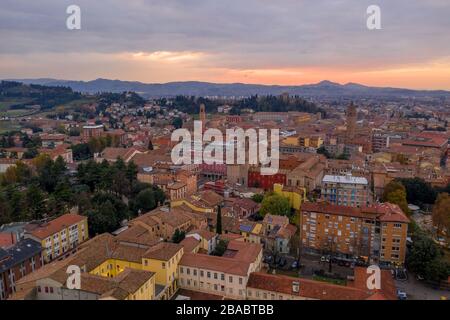 Cesena Kirchen im historischen Stadtzentrum bei Sonnenuntergang in Emilia Romagna Italien Stockfoto