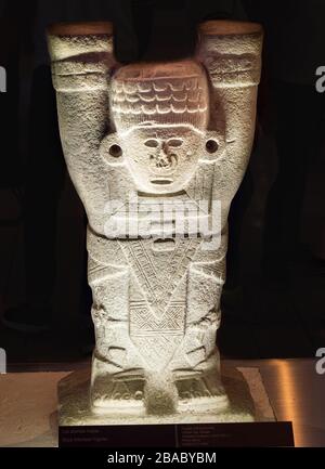 Maya Atlantean anthropomorphe Figur, frühe Postklassik. Maya Museum, Merida, Yucatan, Mexiko. Stockfoto