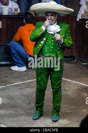 Vicente Fernández en el palenque de la Expo Gan Sonora. Mai 2009. Stockfoto