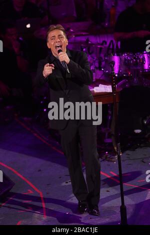 Cristian Castro durante la noche de su concierto 17 Mayo 2017 y madrugada del día 18 en el palenque de la Expogan. ( Foto/Luis Gutierrez/NortePhoto.c Stockfoto