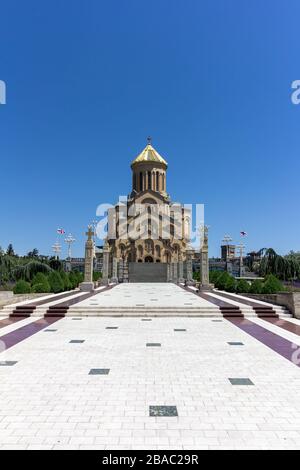 Die Dreifaltigkeitskathedrale von Tblisi ist die wichtigste georgisch-orthodoxe Kathedrale Stockfoto