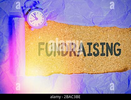 Text zeichen Fundraising angezeigt. Business Foto Text handeln, der das Sammeln oder die Herstellung von Geld für einen bestimmten Zweck. Stockfoto