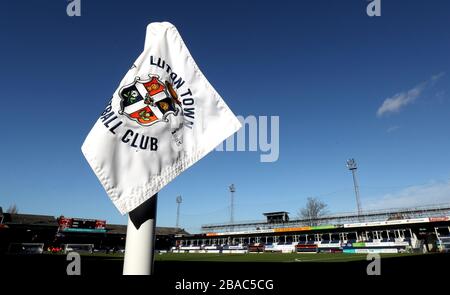 Ein allgemeiner Blick auf die Kenilworth Road vor dem Spiel Stockfoto