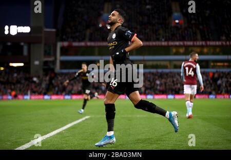 Der Riyad Mahrez von Manchester City feiert das erste Tor seiner Seite Stockfoto
