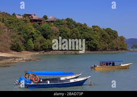 Fischerboote in Porto Malai, Chenang City, Langkawi Island, Malaysia, Asien Stockfoto