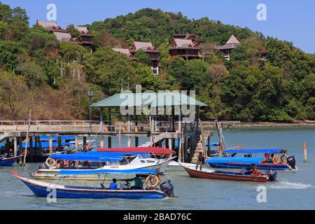 Fischerboote in Porto Malai, Chenang City, Langkawi Island, Malaysia, Asien Stockfoto