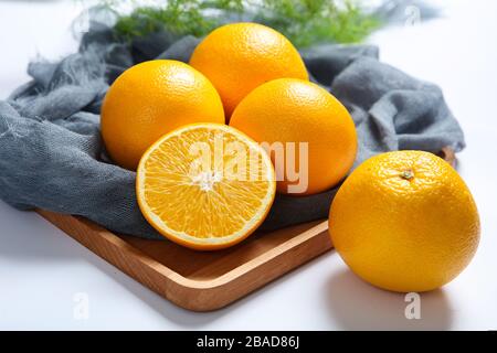 Orangen in guter Ordnung Stockfoto