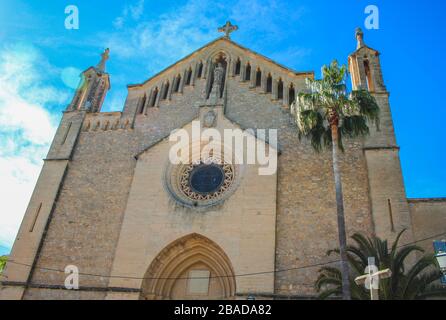 Pfarrkirche der Verklärung des Herrn - Transfiguracio del Senyor - im Dorf Arta, Mallorca, Spanien Stockfoto