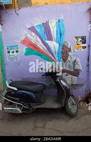 Wandgraffiti in der Dhobi Ghat Wäscherei im Freien in Mumbai, Indien Stockfoto