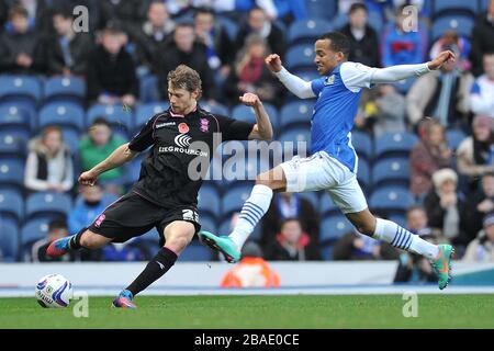 Jonathan Spector und Blackburn Rovers Martin Olsson von Birmingham City Stockfoto