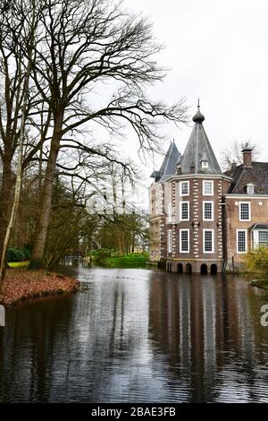 Zwolle, die Netherlands-Februar 2020; Schloss Nijenhuis (Kasteel het Nijenhuis) ist ein Museum für bildende Kunst und Teil des Museums "de Fundatie" in Z Stockfoto