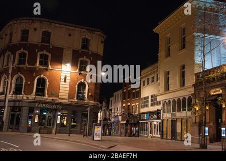 Leerer Hockley an einem Samstagabend während der Coronavirus COVID 19-Pandemie, März 2020 Nottinghamshire England UK Stockfoto