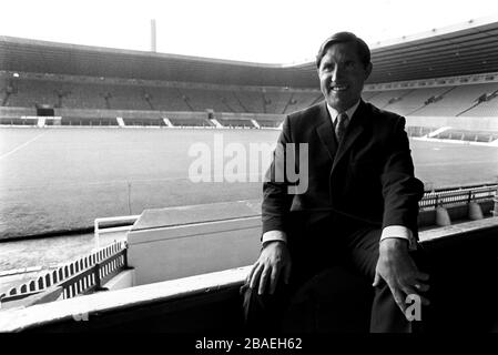 Manchester United Manager Frank O'Farrell im Old Trafford Stockfoto