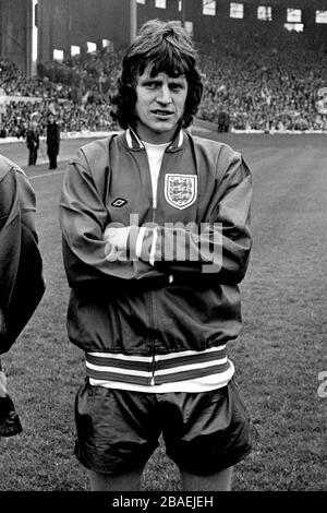 Englands Mick Channon ... Fußball - Internationale Heim-Meisterschaft - Schottland - England - Hampden Park ... 18-05-1974 ... NULL ... Keine ... Der Fotowredit sollte lauten: Peter Robinson/EMPICS Sport. Eindeutige Referenz Nr. 355594 ... NULL Stockfoto