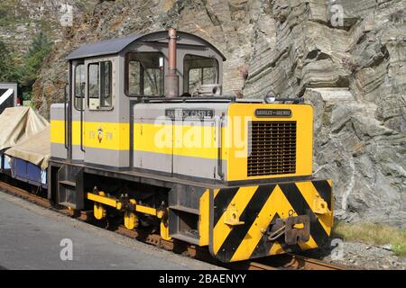 Baguley Drewry Shunter Harlech Castle bei Tanygrisiau, Festiniog Railway Stockfoto