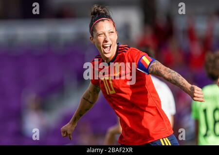 ORLANDO. USA. MÄRZ 05: Jennifer Hermoso aus Spanien feiert das Tor ihrer Teamkollegen Alexia Putellas während des Internationalen freundschaftlichen Fußballspiels der Frauen im SheBelieves Cup 2020 zwischen Spanien Frauen und Japan Frauen im Exploria Stadium in Orlando, USA. ***keine kommerzielle Nutzung*** (Foto von Daniela Porcelli/SPP) Stockfoto