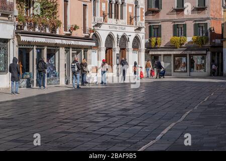 VENEDIG, ITALIEN - 23. MÄRZ: Ansichten von Venedig ohne Menschen während des Corona-Virus Stockfoto