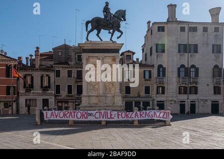 VENEDIG, ITALIEN - 23. MÄRZ: Ansichten von Venedig ohne Menschen während des Corona-Virus Stockfoto