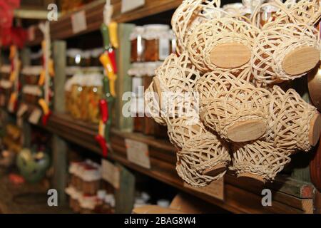 Historisches Zentrum von Durango, Durango, Mexiko. Durango-Architektur und alte Gebäude. Durango-Kathedrale, Kiosk. Mexikanische Traditionen, beliebte Messe in M Stockfoto